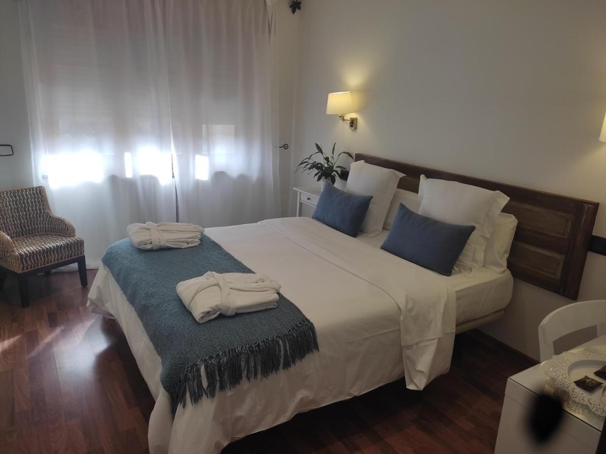 Hostal Carlos V Puebla de Sanabria Eksteriør billede